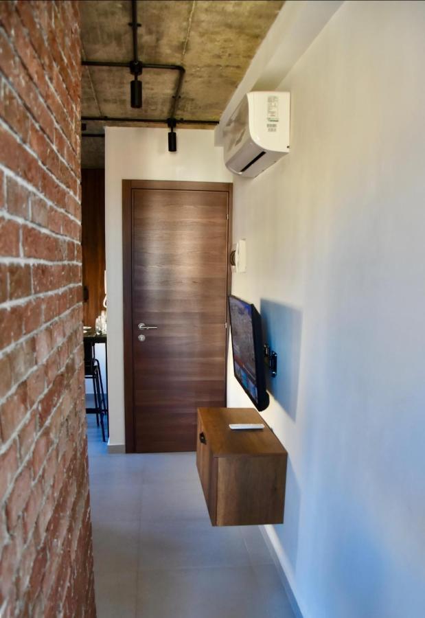Appartamento Chic Penthouse Industrial-Style Mosta Esterno foto