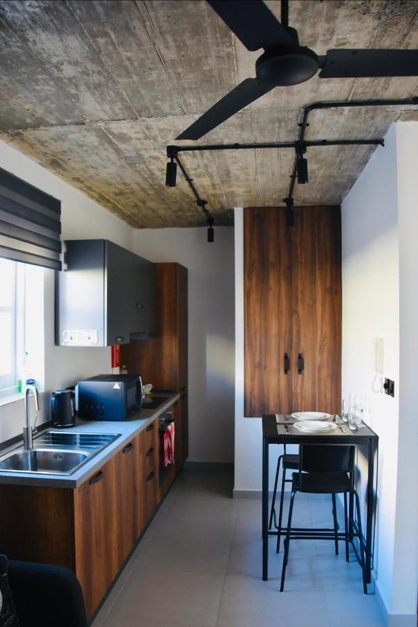 Appartamento Chic Penthouse Industrial-Style Mosta Esterno foto