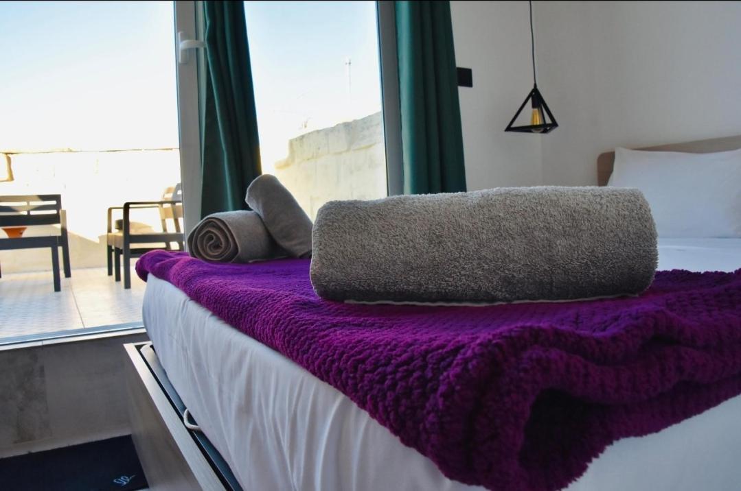 Appartamento Chic Penthouse Industrial-Style Mosta Esterno foto