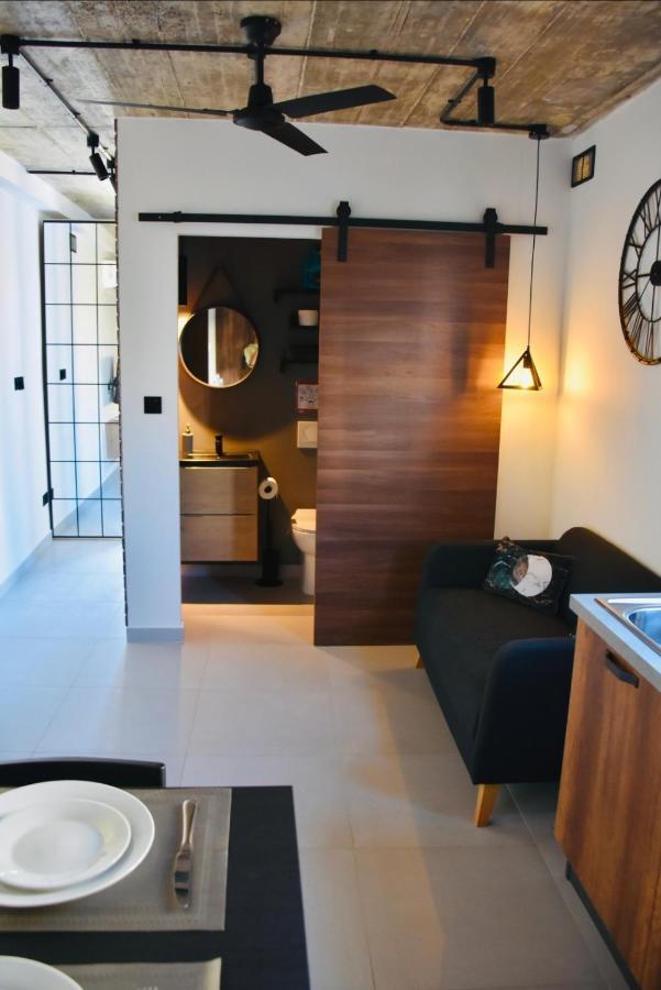 Appartamento Chic Penthouse Industrial-Style Mosta Esterno foto