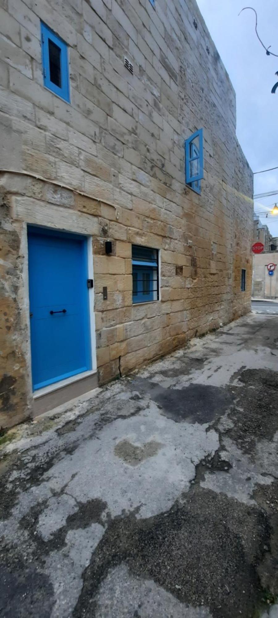 Appartamento Chic Penthouse Industrial-Style Mosta Esterno foto
